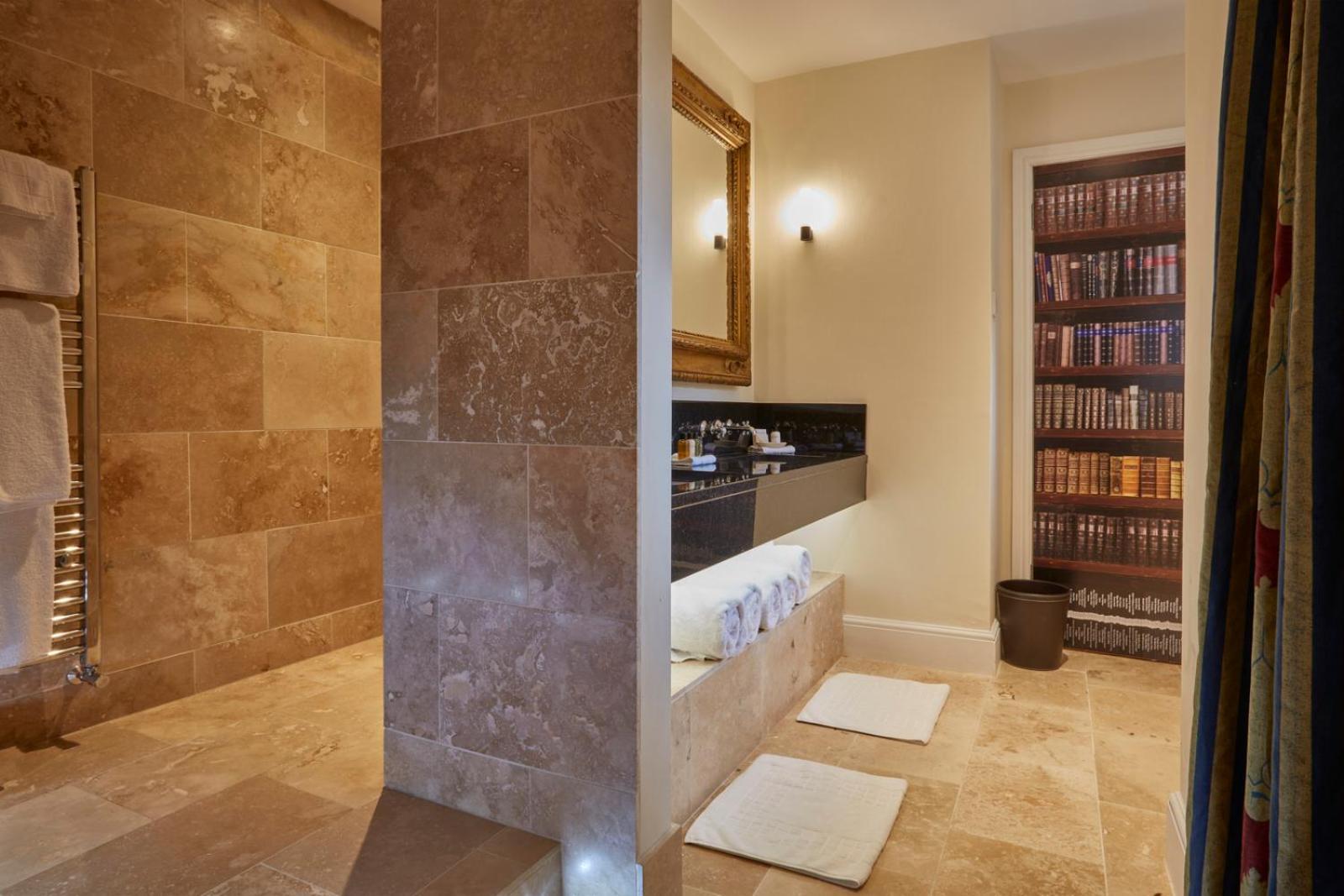 מלון ברודוויי Abbots Grange Manor House (Adults Only) חדר תמונה