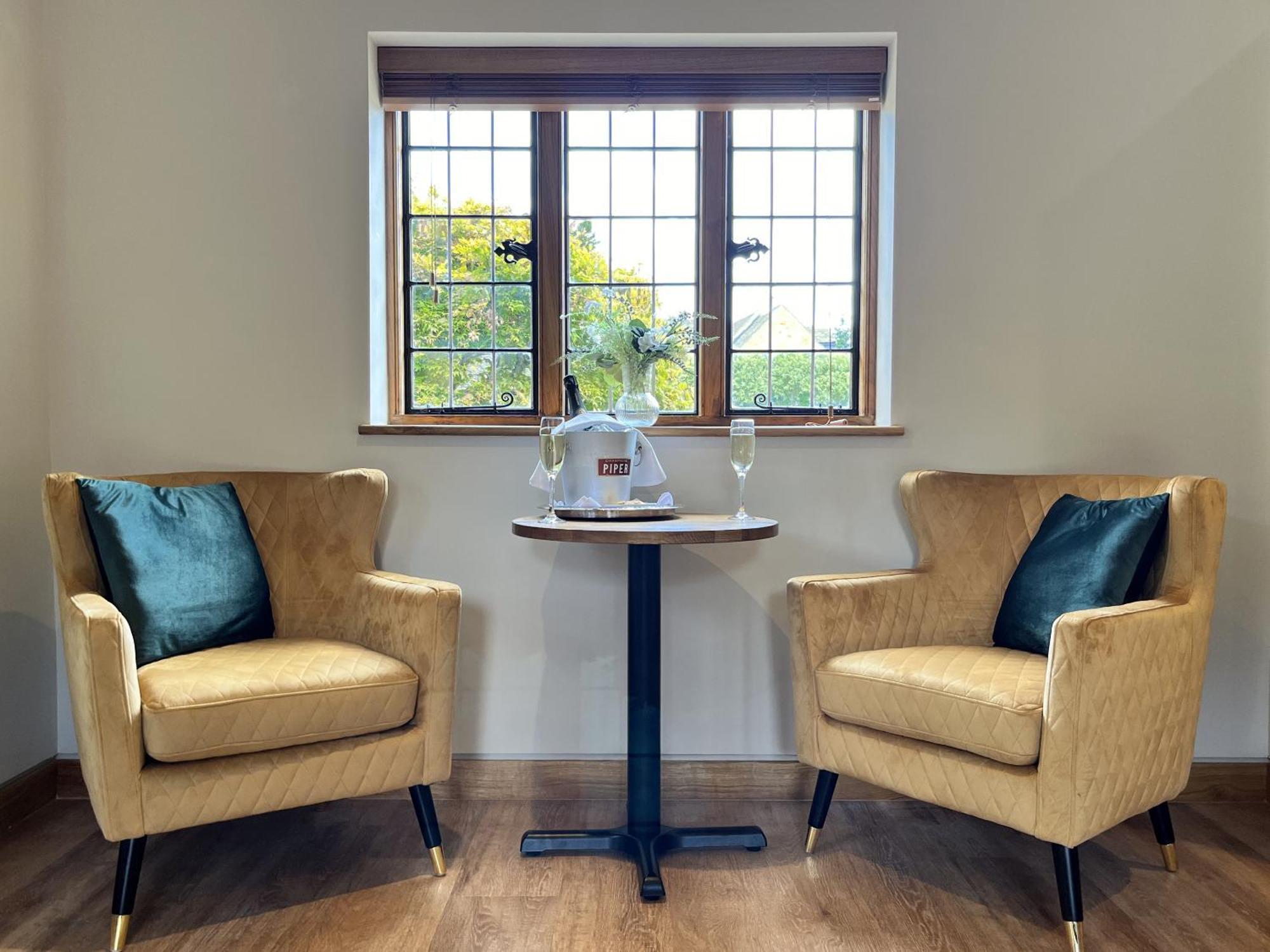 מלון ברודוויי Abbots Grange Manor House (Adults Only) מראה חיצוני תמונה